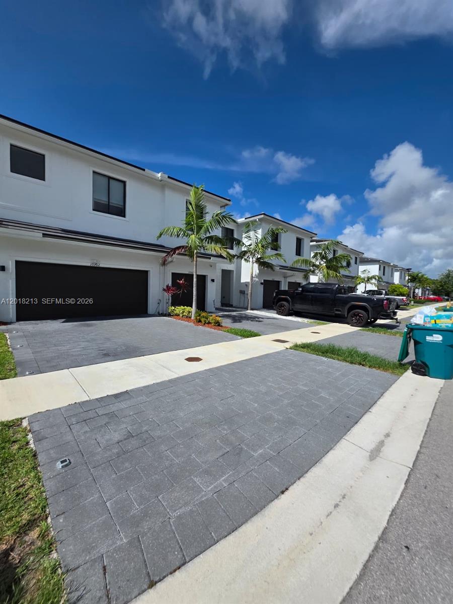MC RESIDENTIAL - Residential