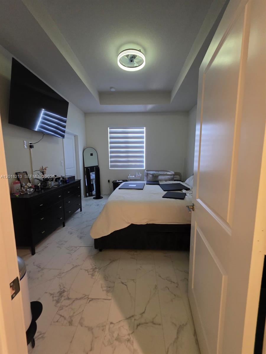 MC RESIDENTIAL - Residential