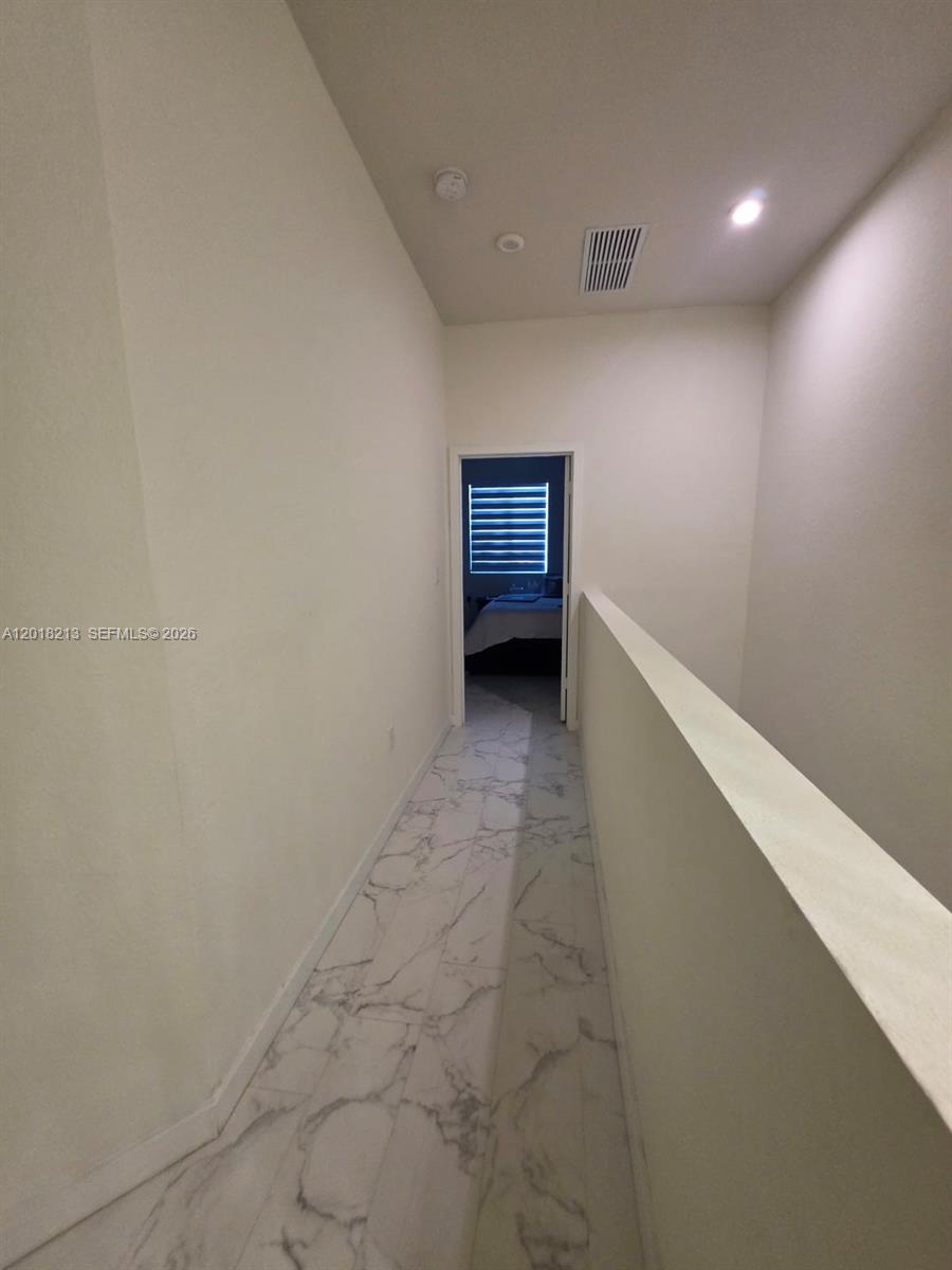 MC RESIDENTIAL - Residential