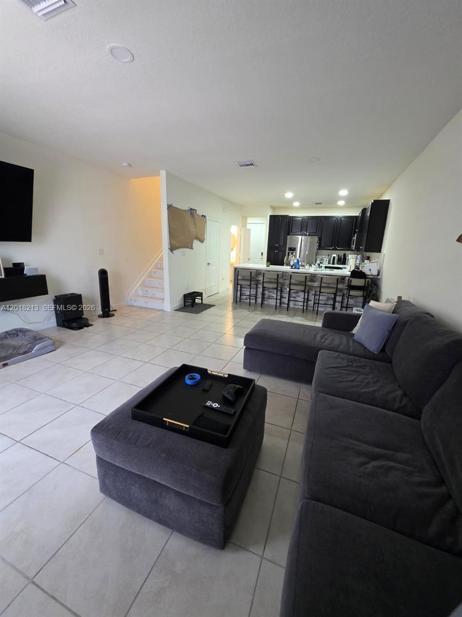 MC RESIDENTIAL - Residential
