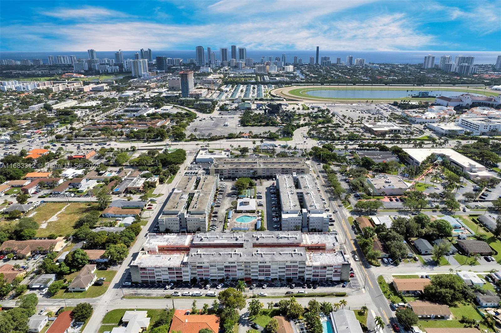 THIRD GULFSTREAM GARDEN - Residential