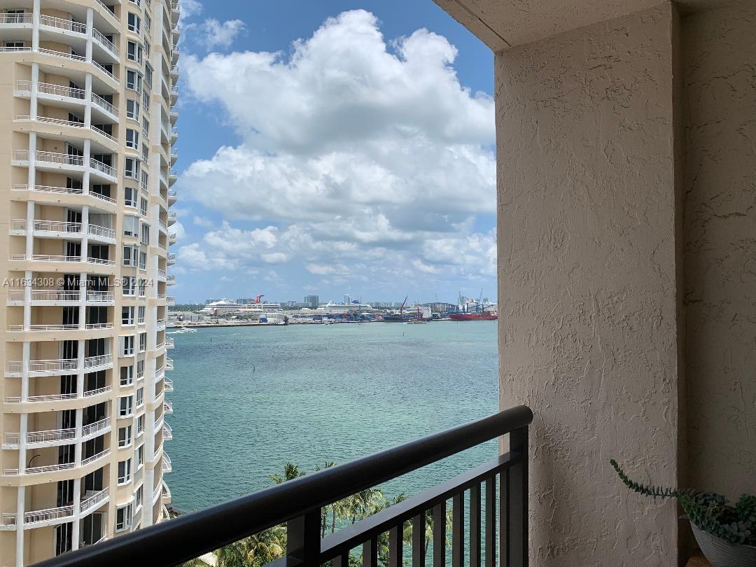 BRICKELL KEY II CONDO - Residential Lease