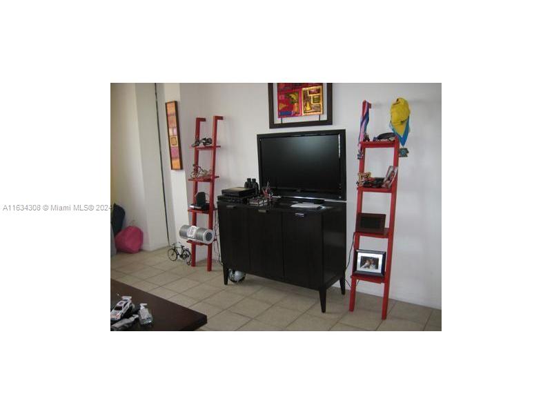 BRICKELL KEY II CONDO - Residential Lease