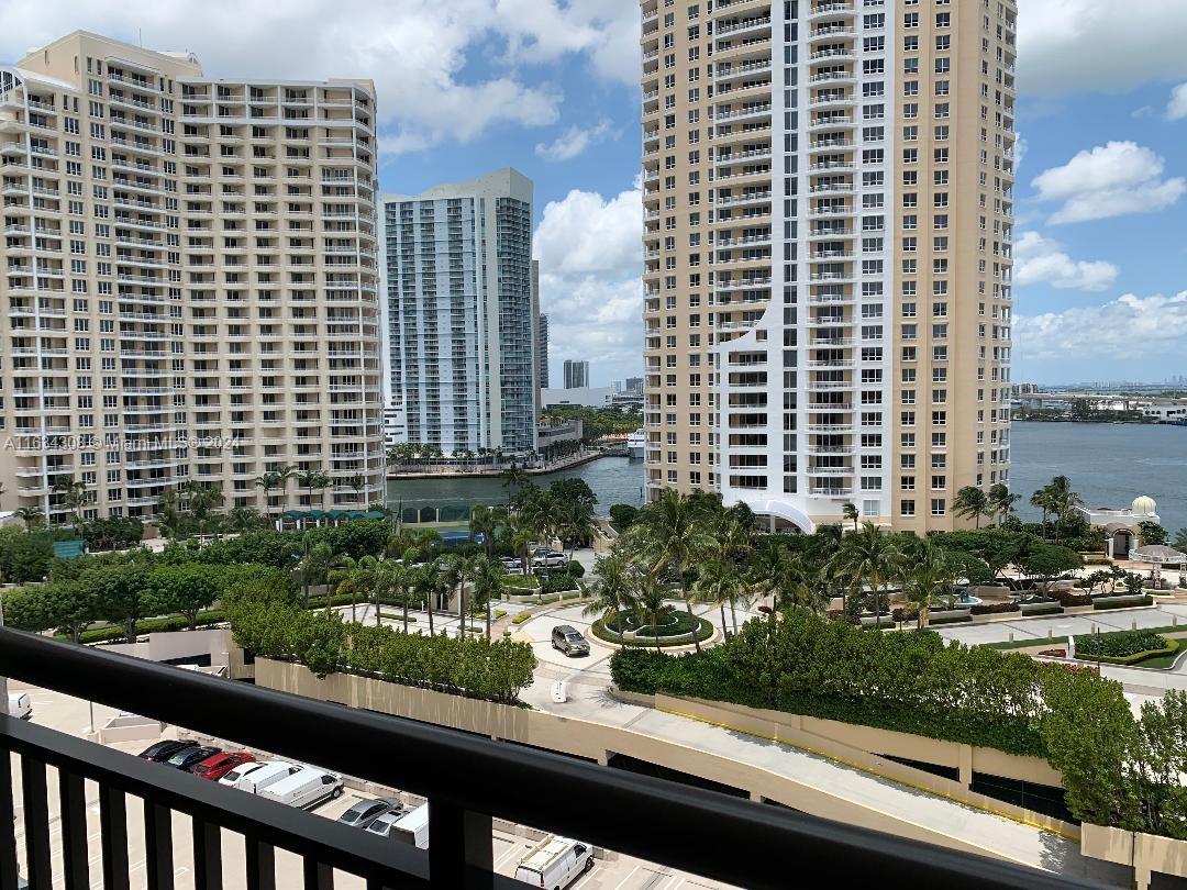 BRICKELL KEY II CONDO - Residential Lease