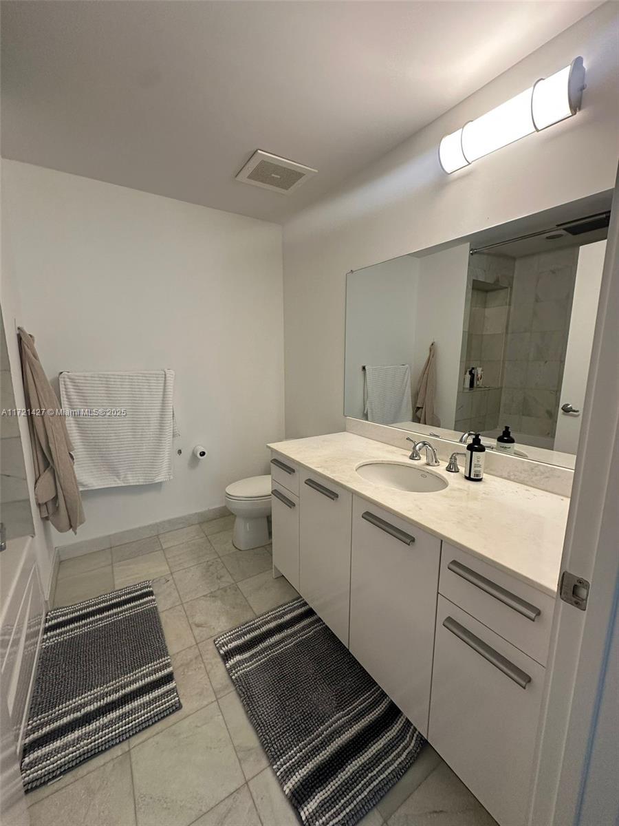 1060 BRICKELL CONDO - Residential Lease