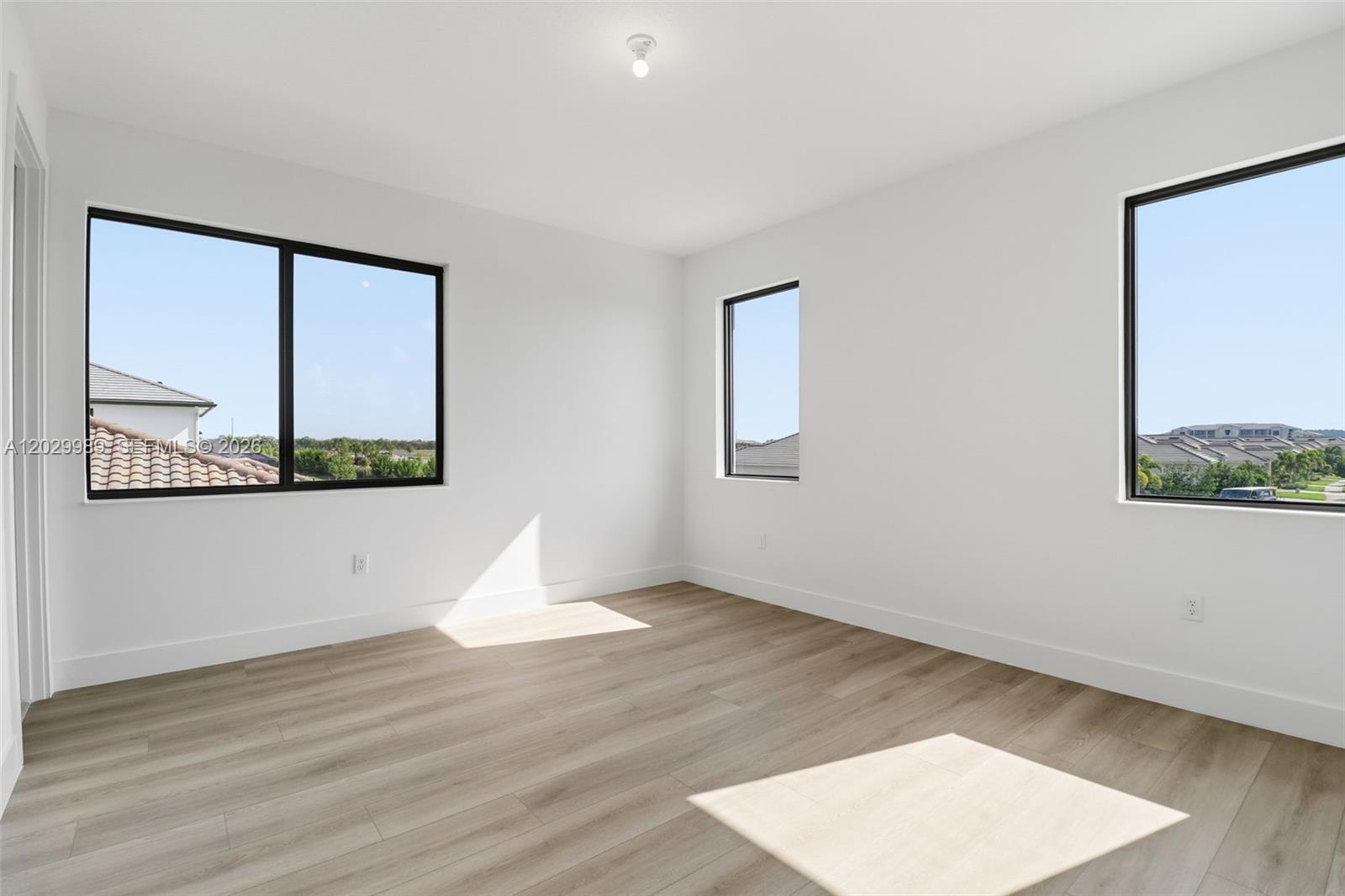 MAPLE RIDGE - Residential