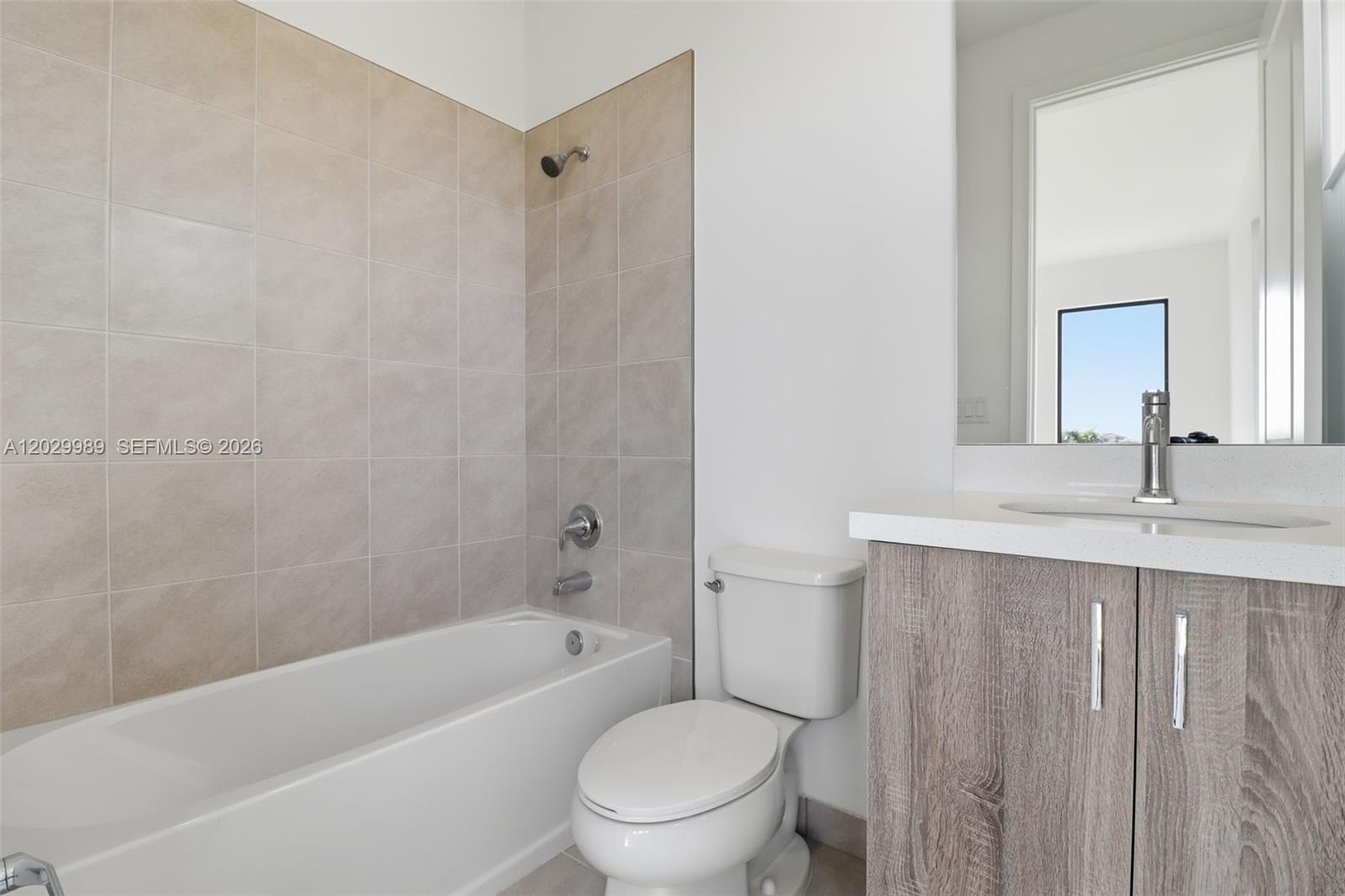 MAPLE RIDGE - Residential