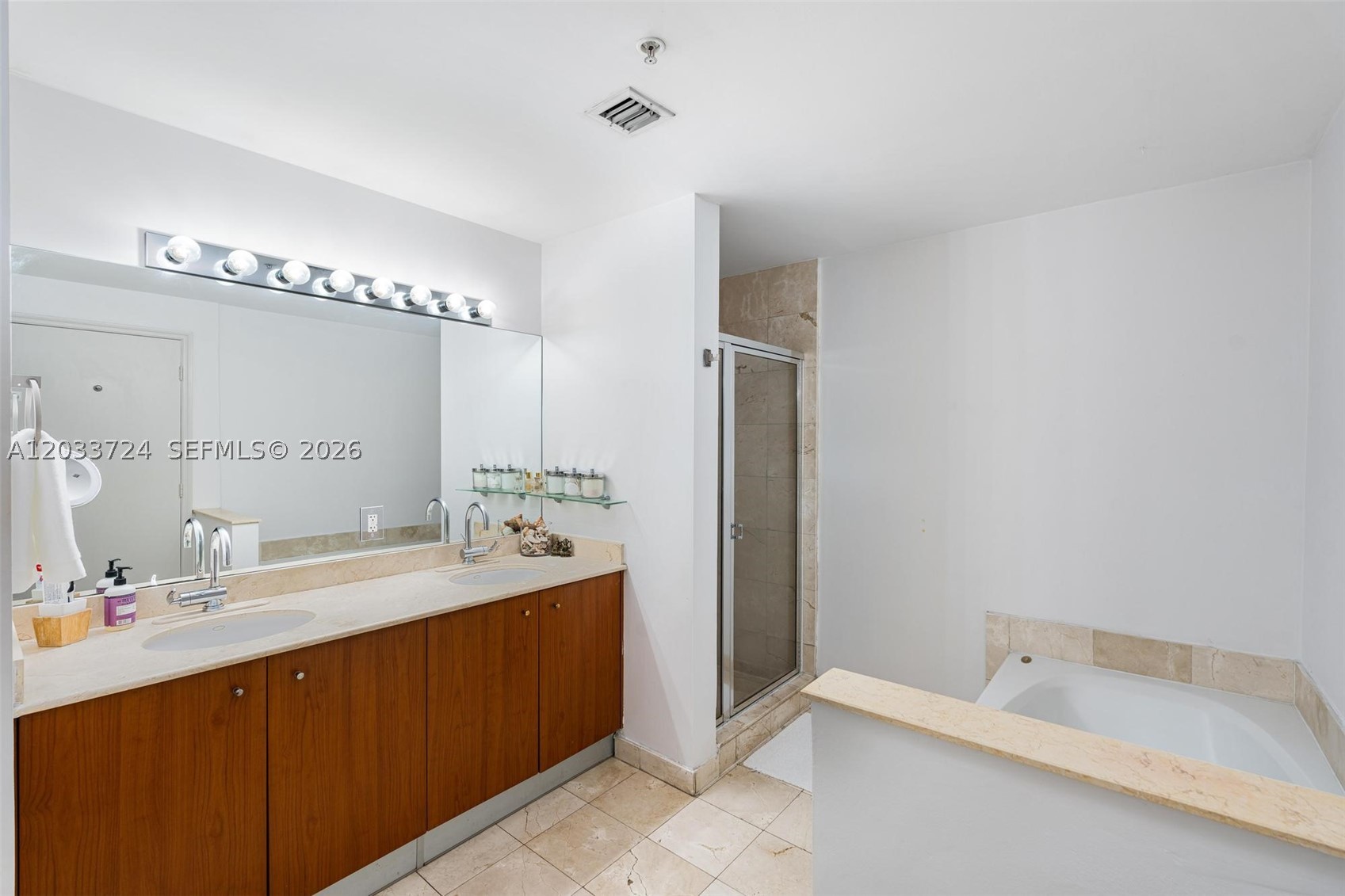 NAUTICA CONDO - Residential