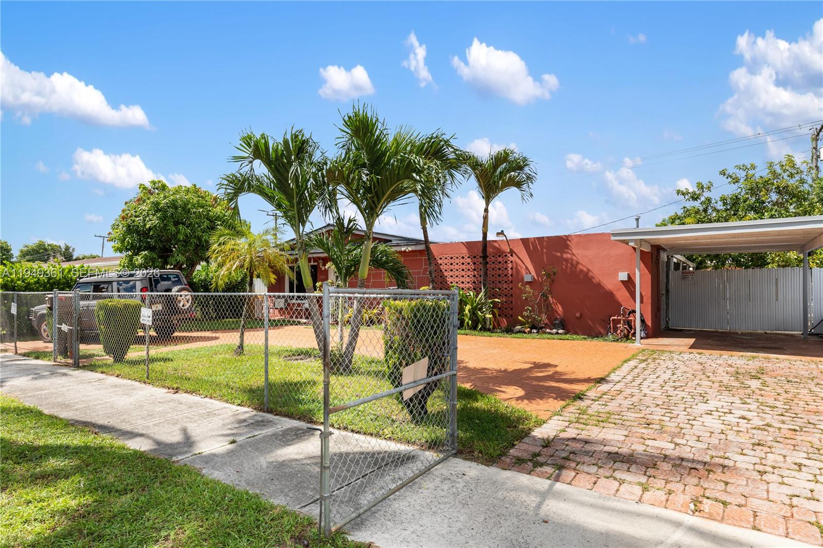 SCOTT LAKE MANOR SEC 3 - Residential