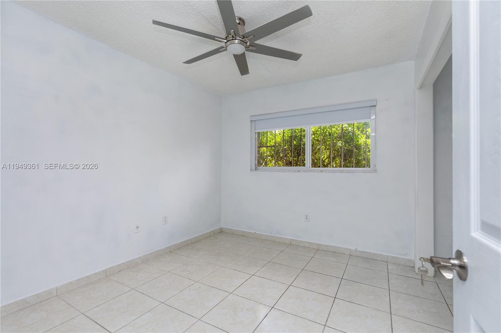 SCOTT LAKE MANOR SEC 3 - Residential