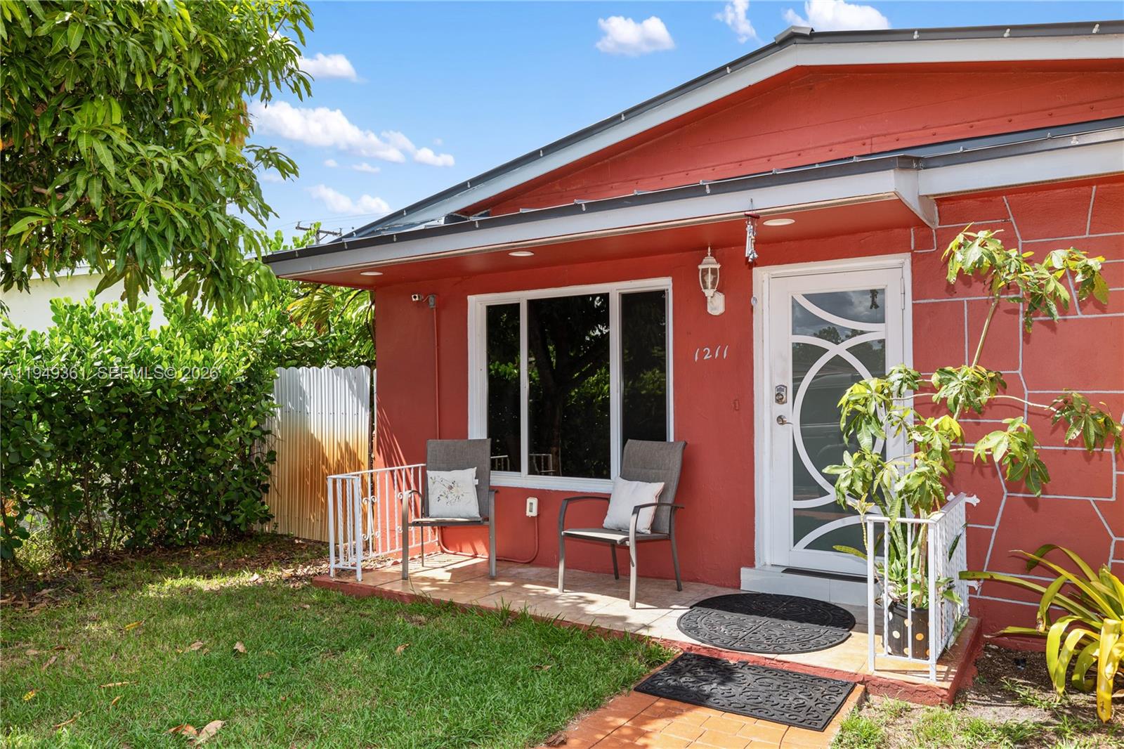 SCOTT LAKE MANOR SEC 3 - Residential