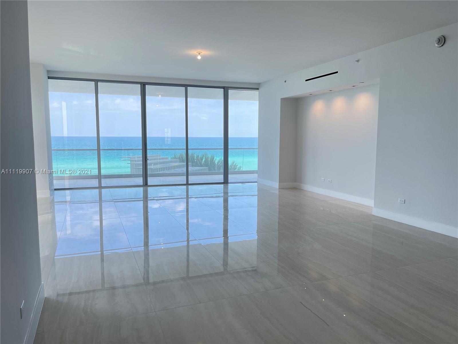 Turnberry Ocean Club - Residential