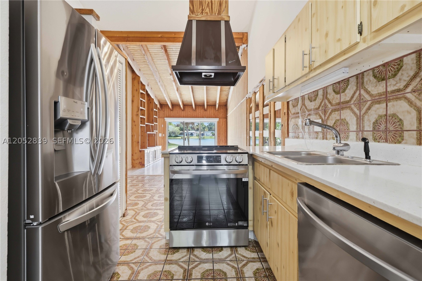 EVERGLADES SUGAR & LAND C - Residential