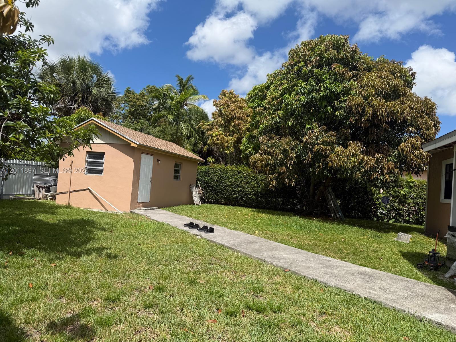 BISCAYNE GARDENS SEC E PA - Residential