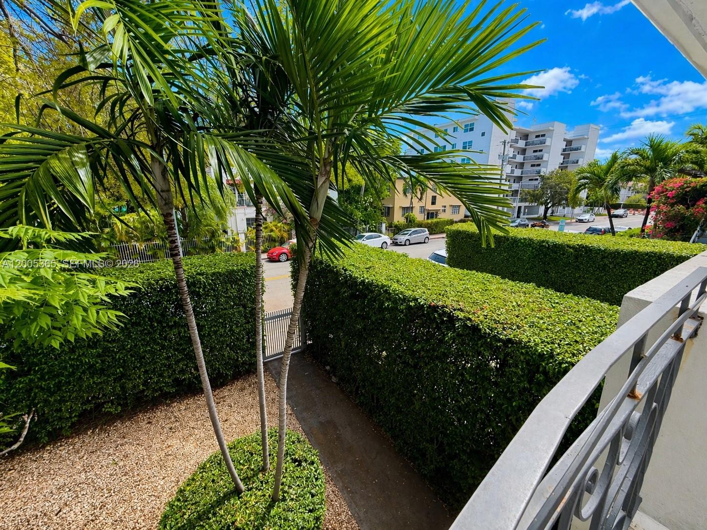 LENOX MANOR - Residential Lease