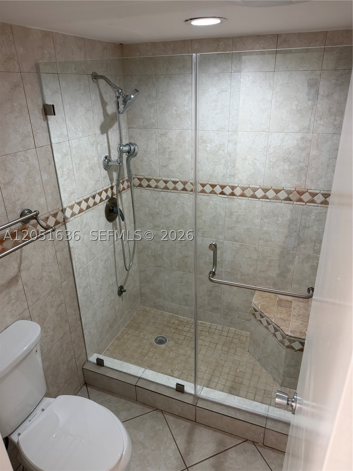 NO 83 PALM-AIRE COUNTRY C - Residential Lease