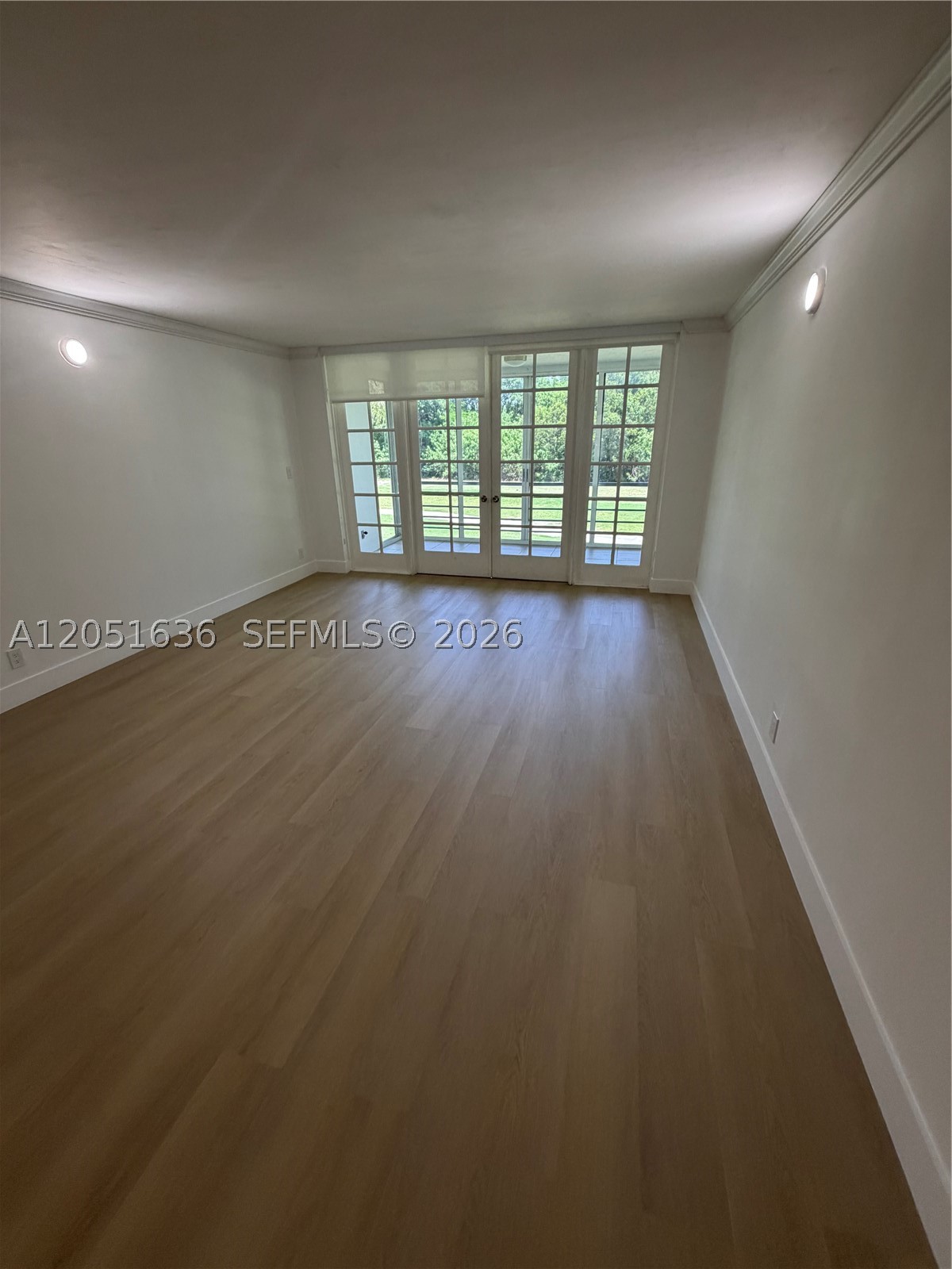 NO 83 PALM-AIRE COUNTRY C - Residential Lease