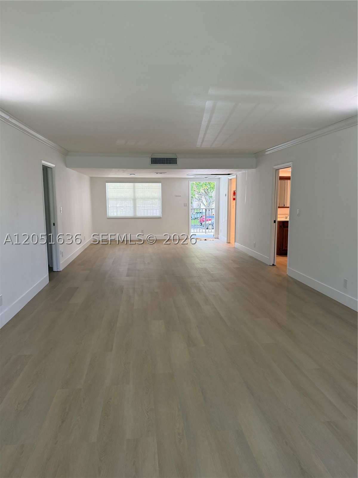 NO 83 PALM-AIRE COUNTRY C - Residential Lease