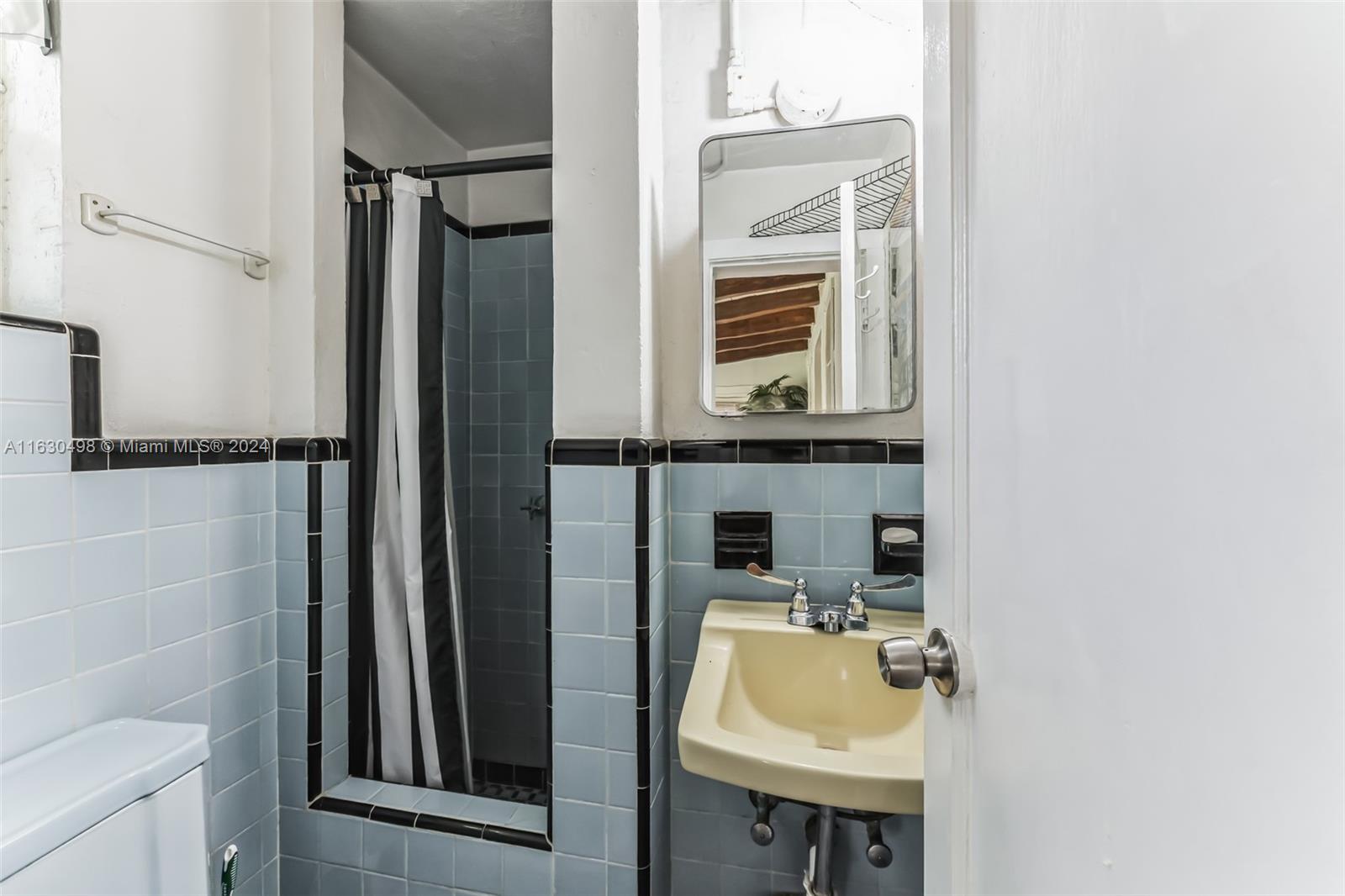 HOLLEMAN PARK - Residential