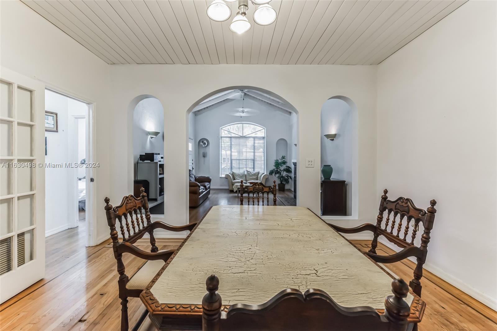 HOLLEMAN PARK - Residential