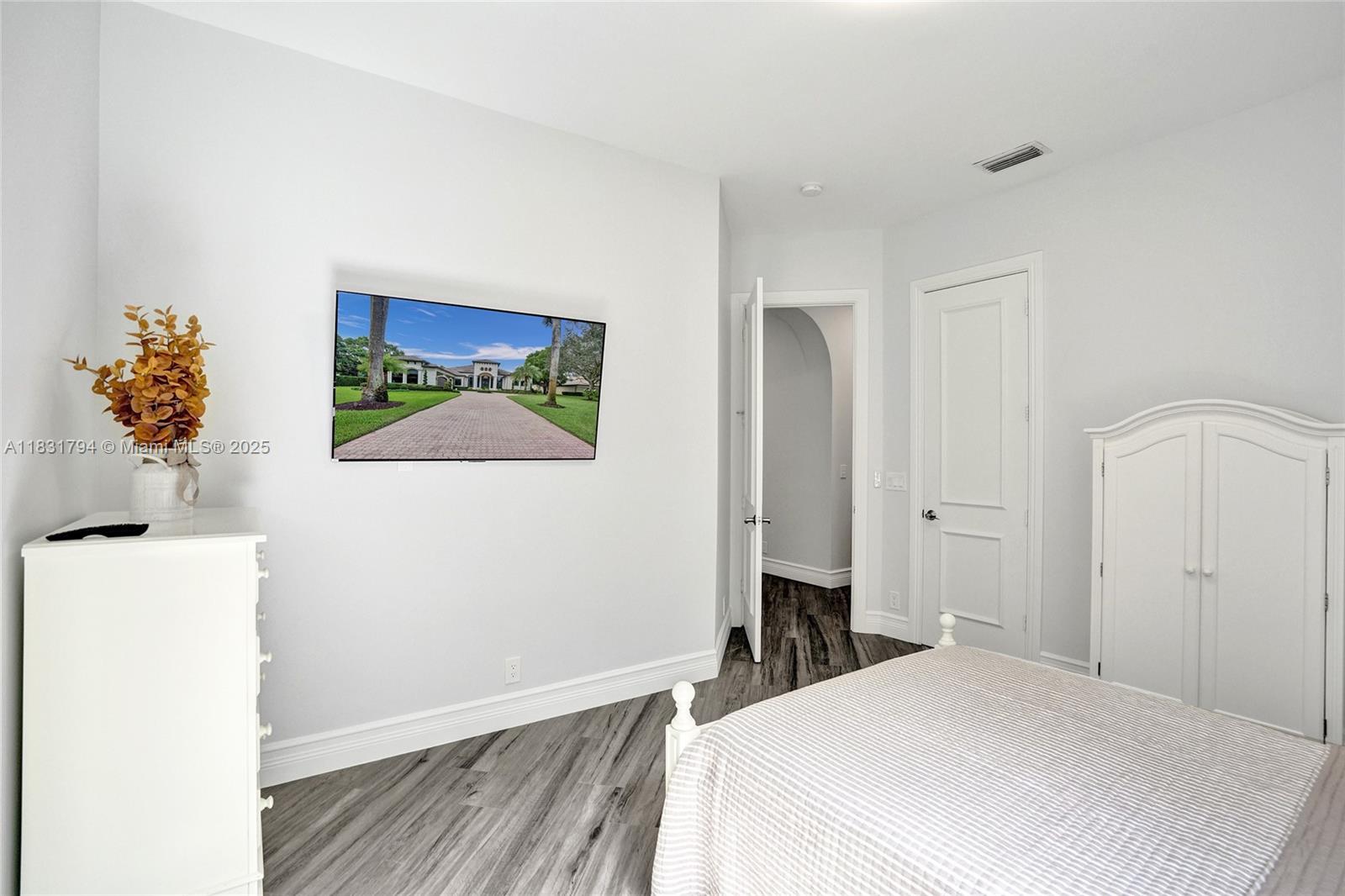BLACKHAWK RANCHES - Residential