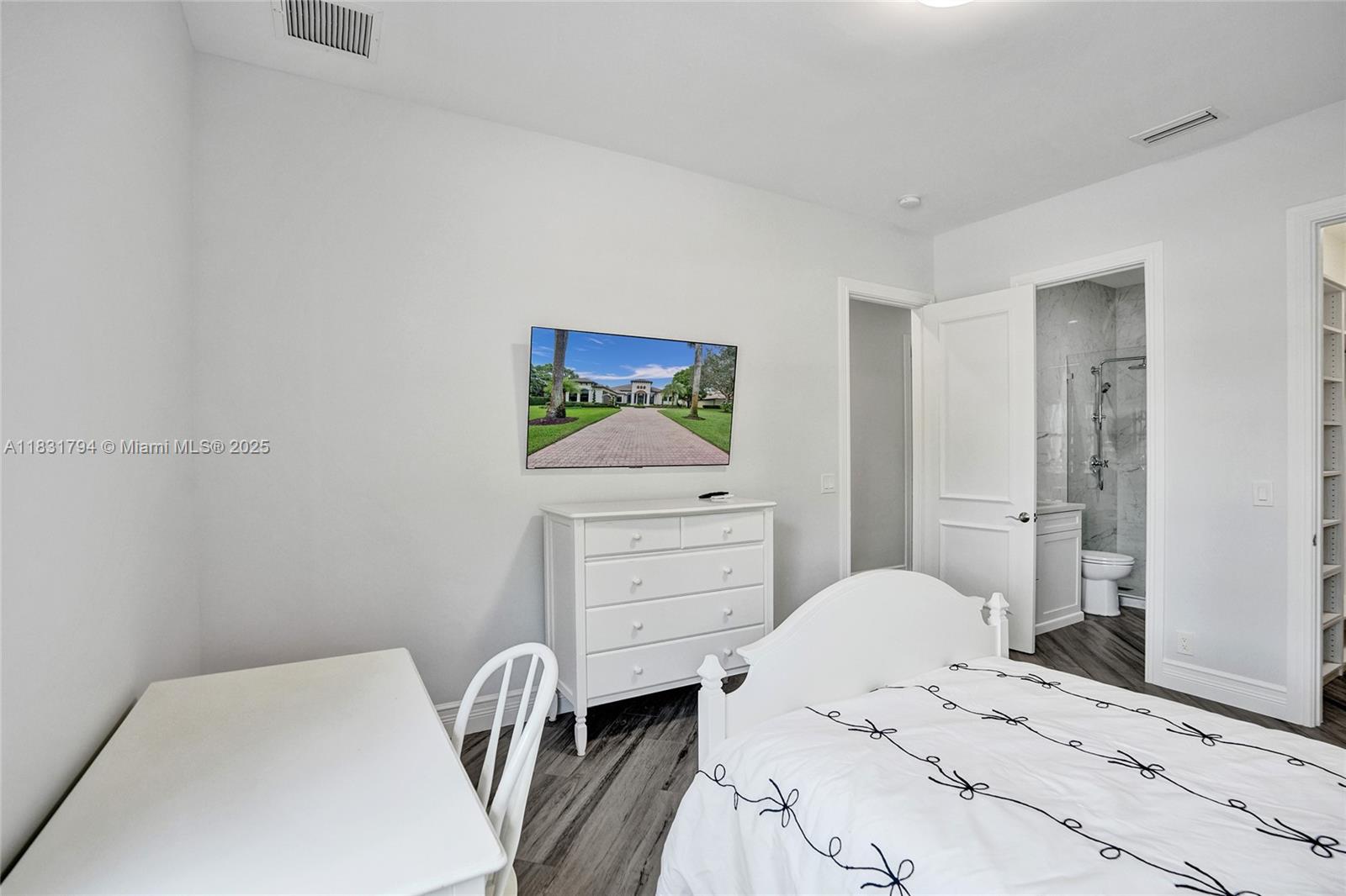 BLACKHAWK RANCHES - Residential