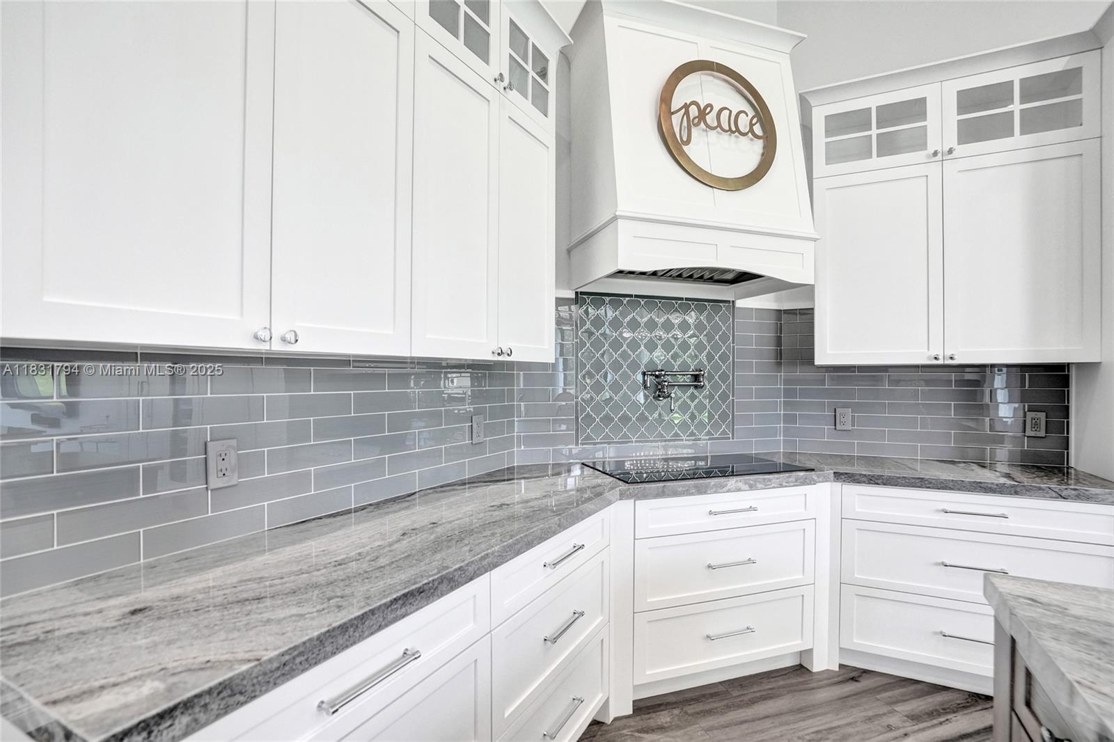 BLACKHAWK RANCHES - Residential