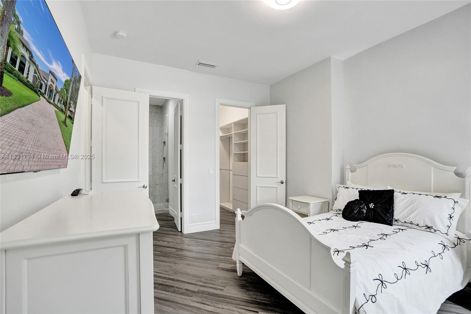 BLACKHAWK RANCHES - Residential