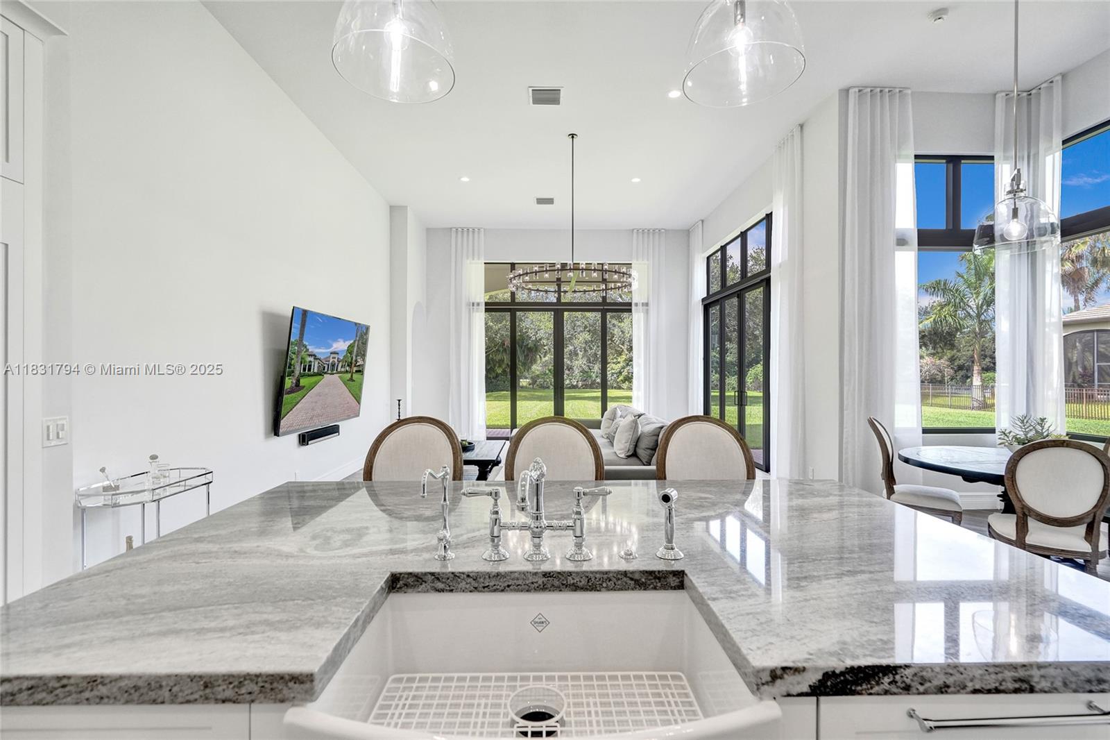 BLACKHAWK RANCHES - Residential