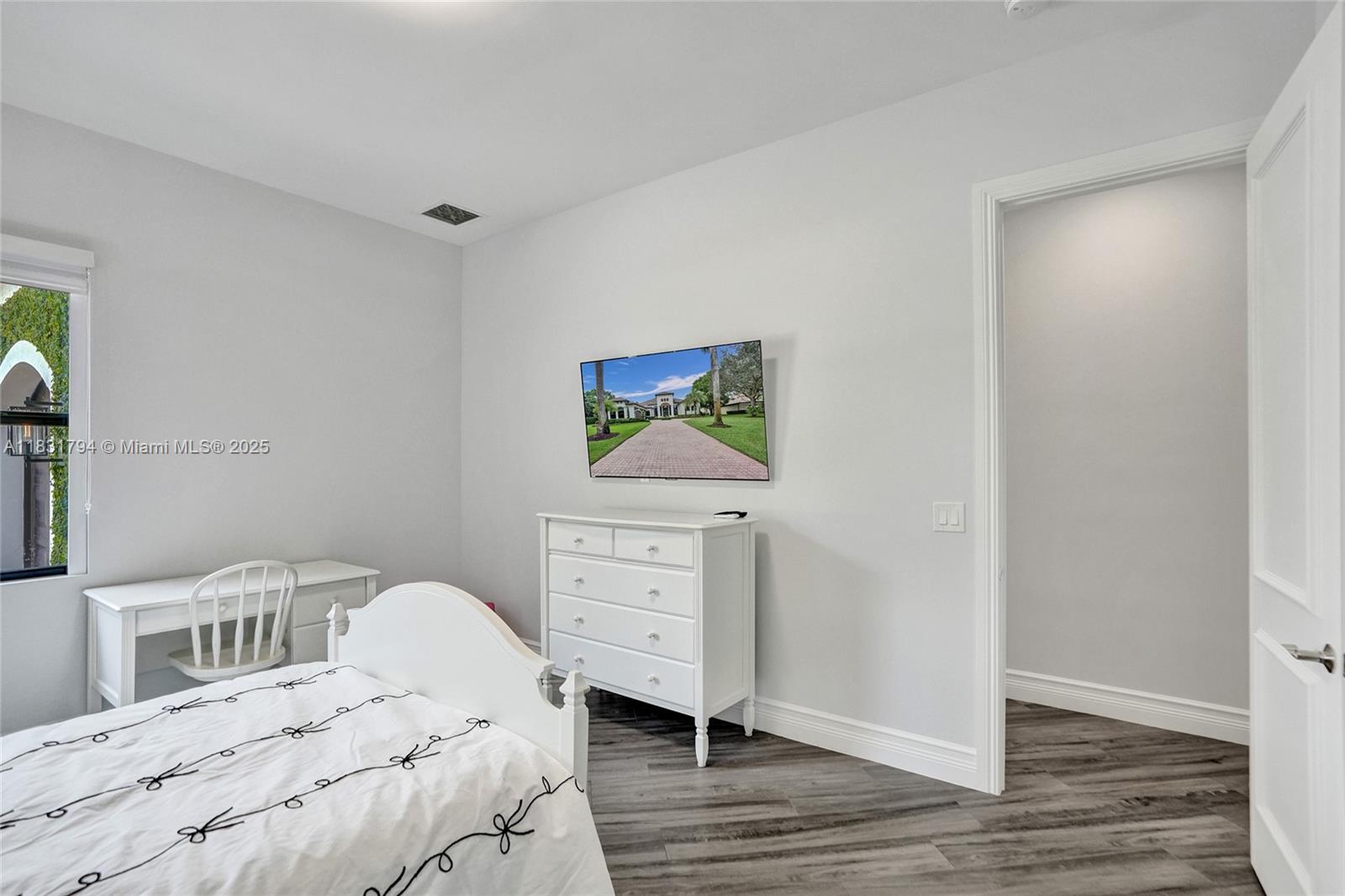 BLACKHAWK RANCHES - Residential