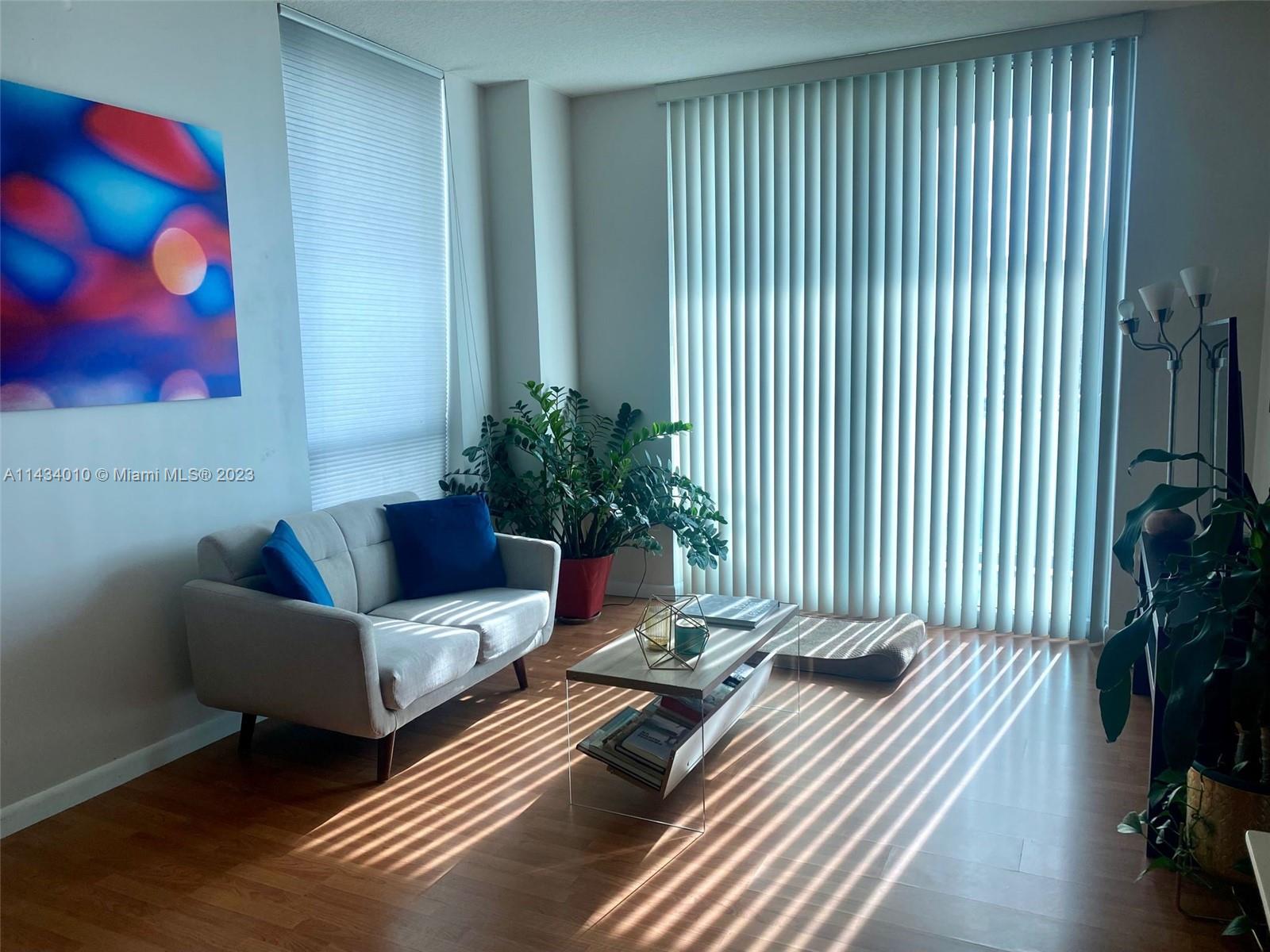 GALLERY ART CONDO - Residential Lease