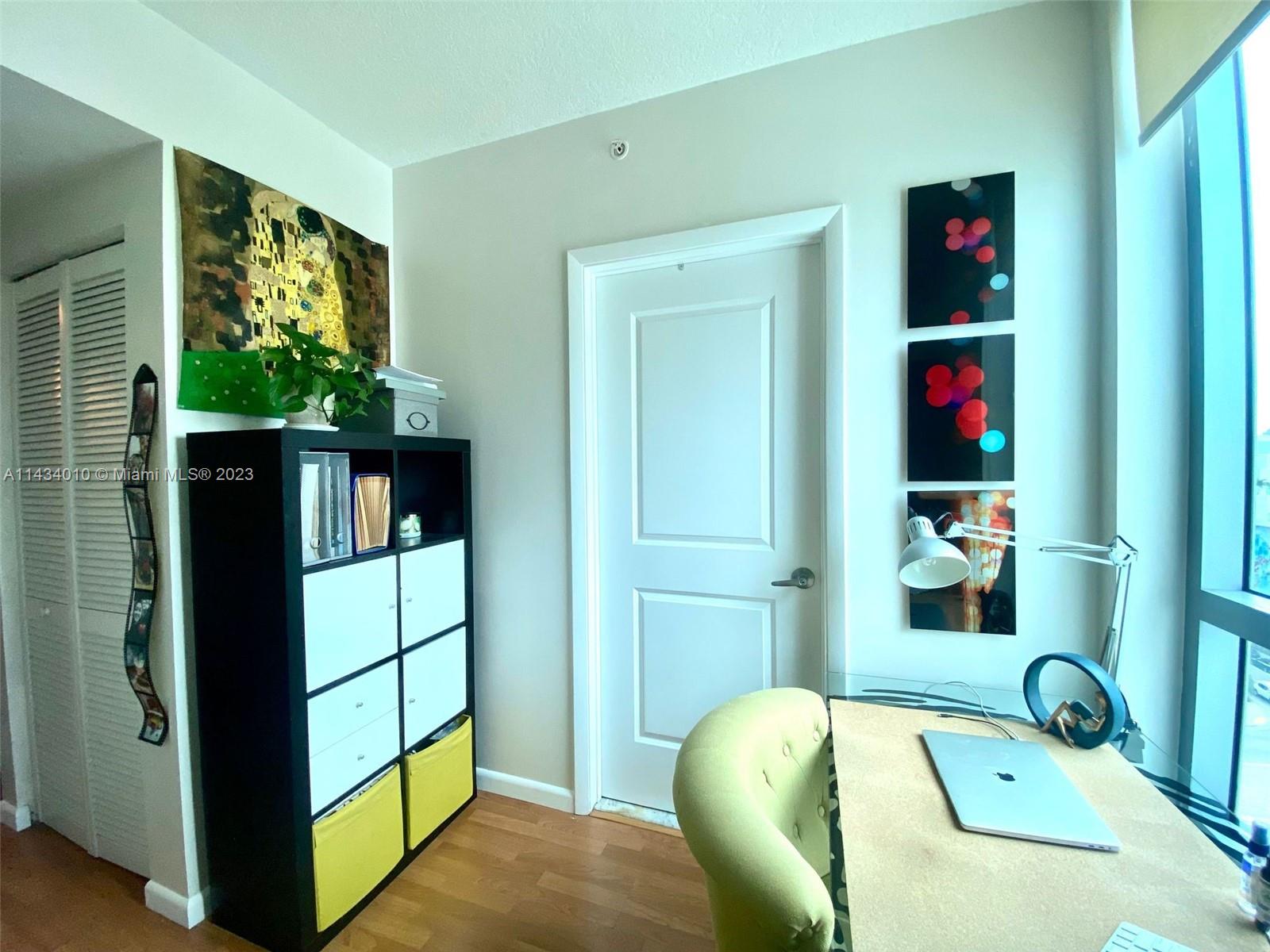 GALLERY ART CONDO - Residential Lease