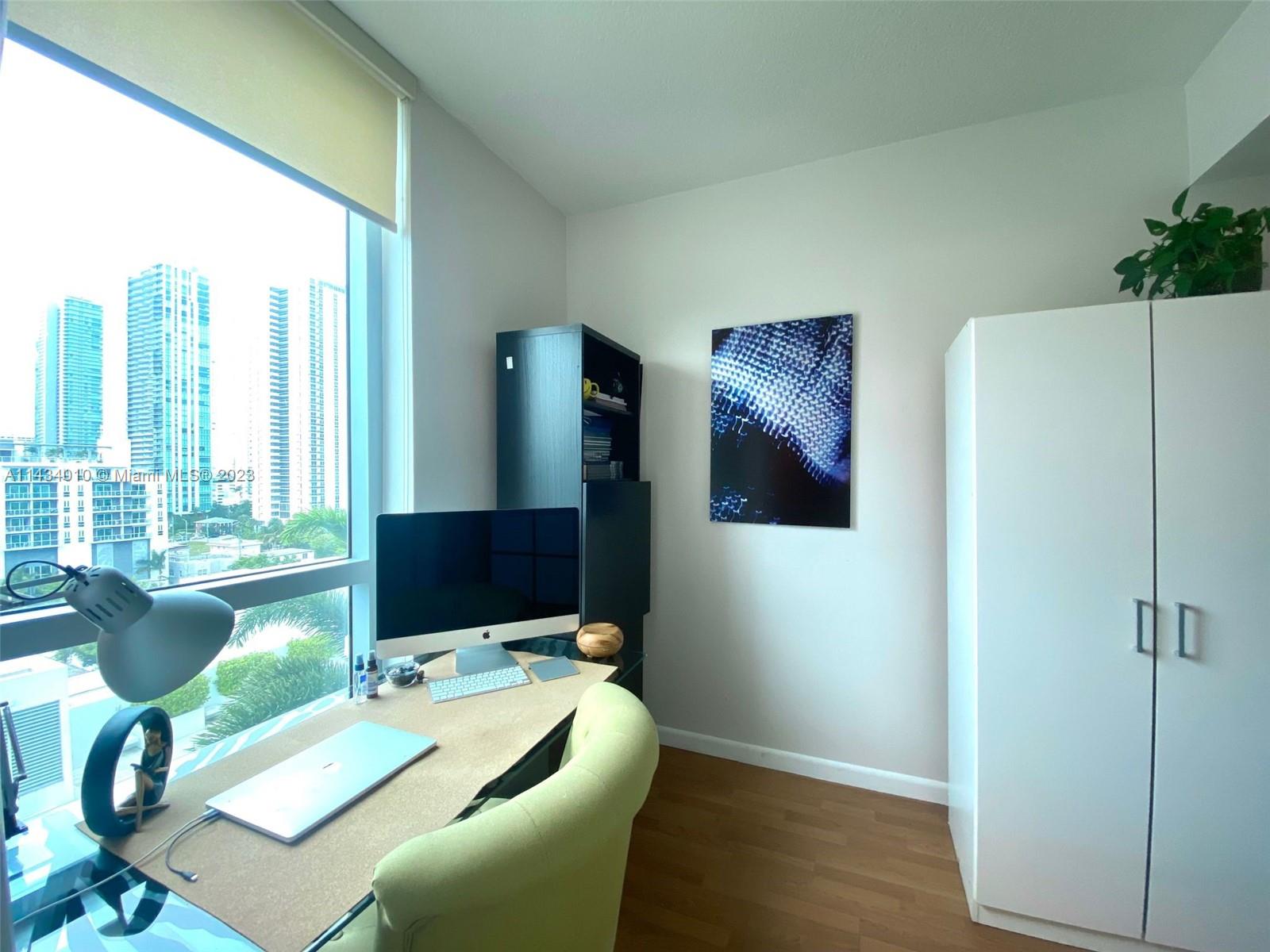 GALLERY ART CONDO - Residential Lease
