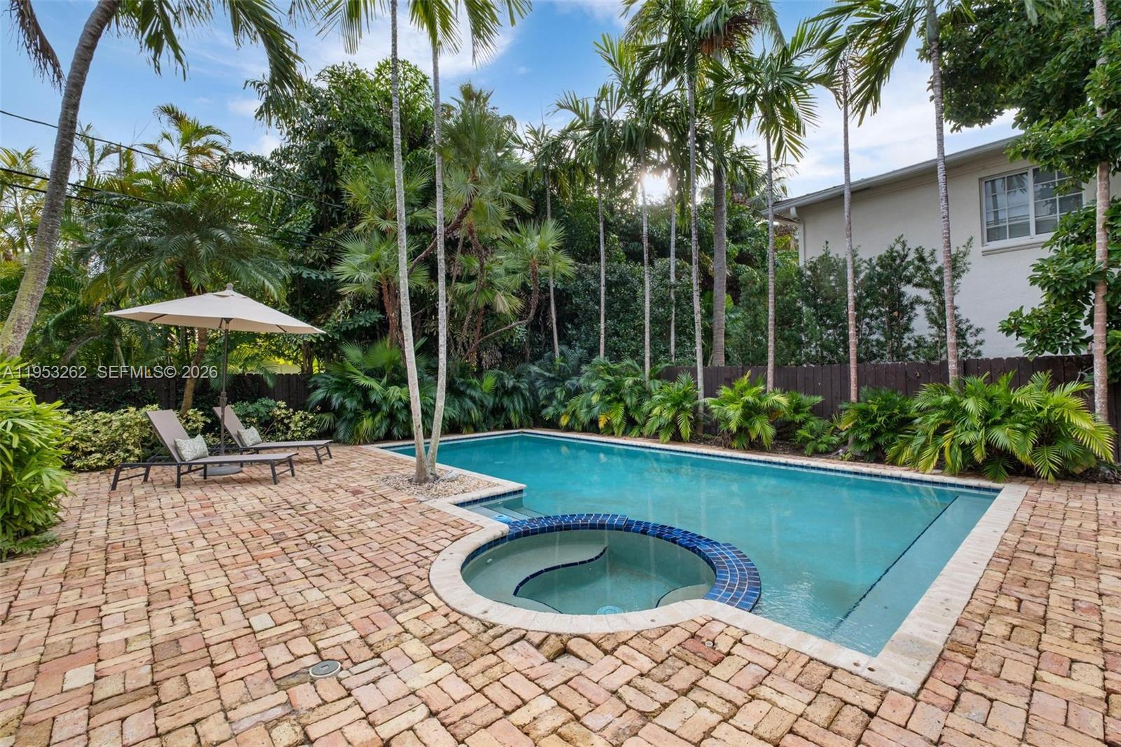 BISCAYNE KEY ESTATES - Residential