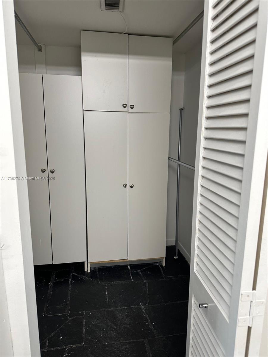 Brickell Bay Club Condo - Residential