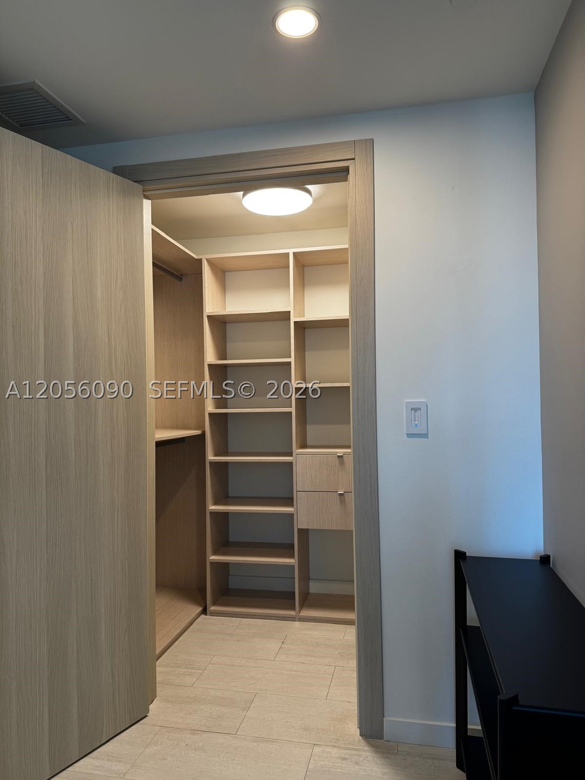Brickell Flatiron - Residential