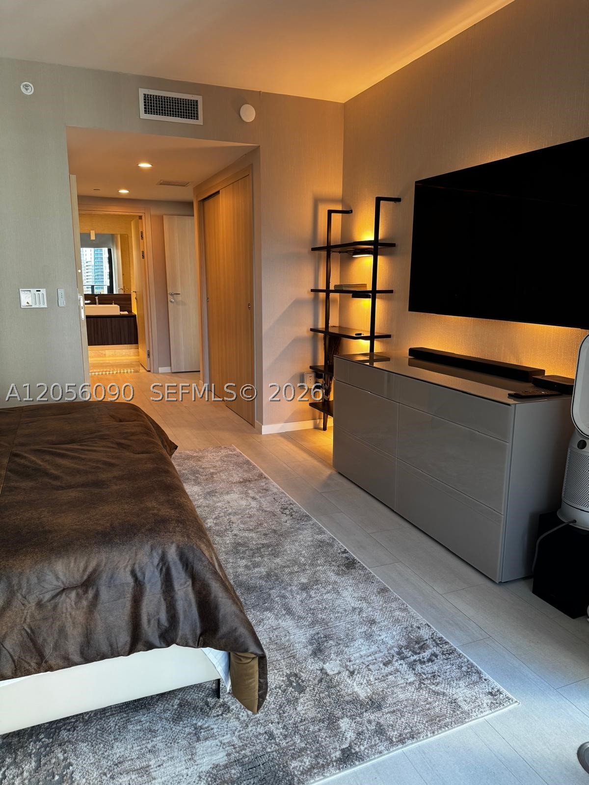 Brickell Flatiron - Residential