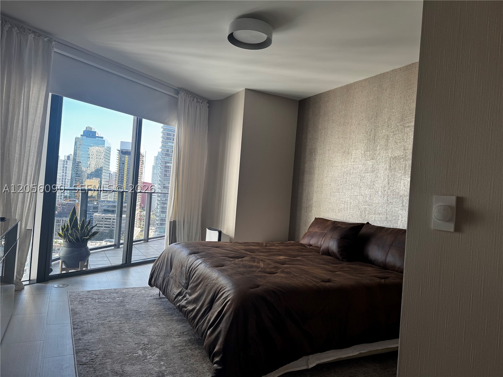 Brickell Flatiron - Residential