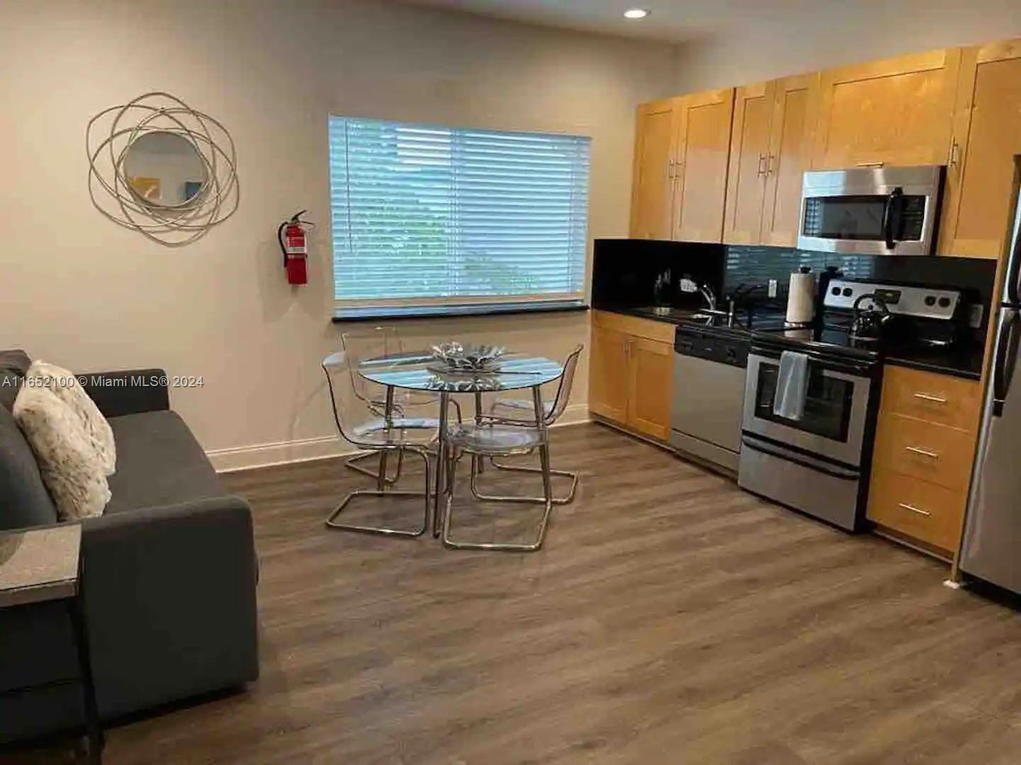 JASMINE CONDO - Residential