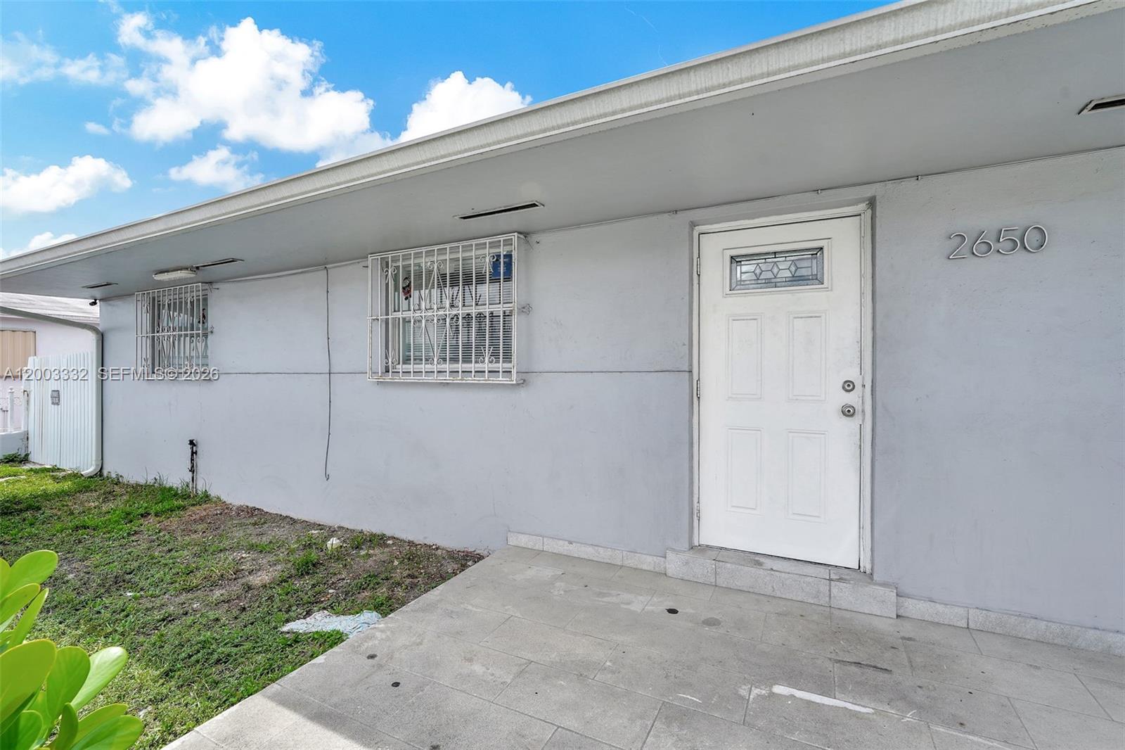 HIALEAH HOMESITES - Residential