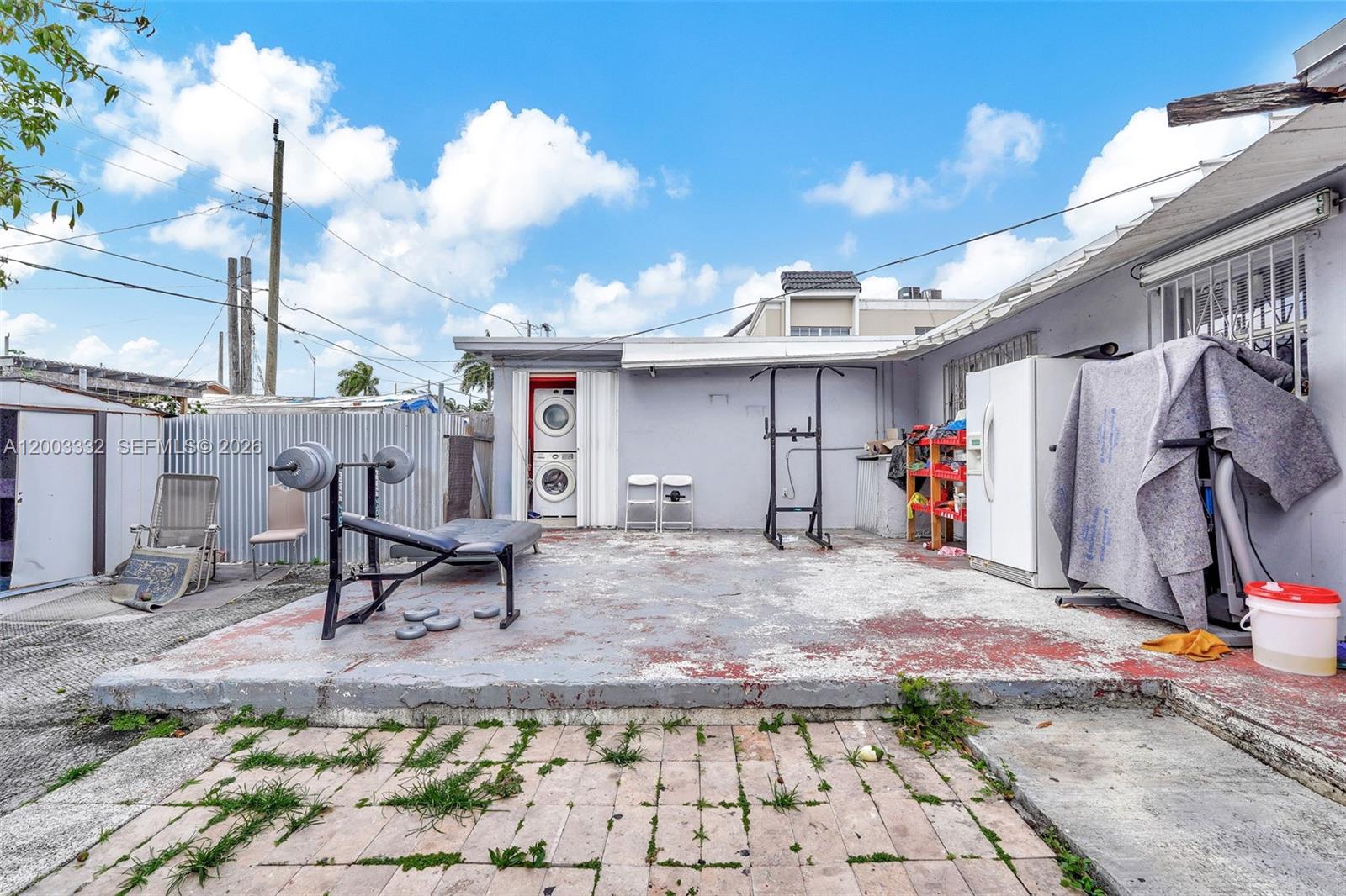 HIALEAH HOMESITES - Residential