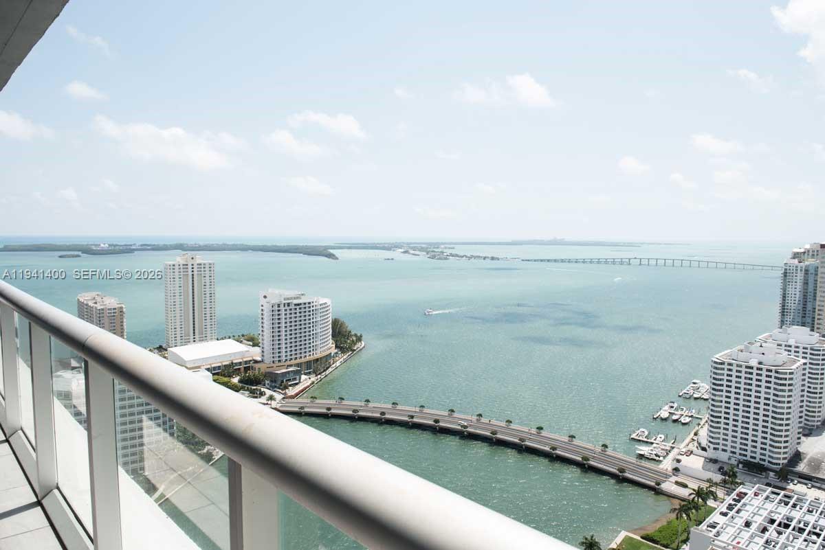 ICON BRICKELL NO TWO - Residential