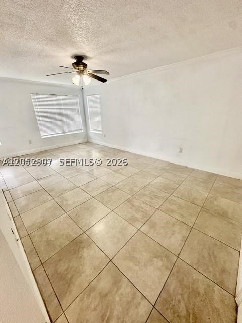 VISTA LAGO AT THE HAMMOCK - Residential Lease