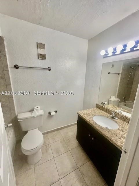 VISTA LAGO AT THE HAMMOCK - Residential Lease