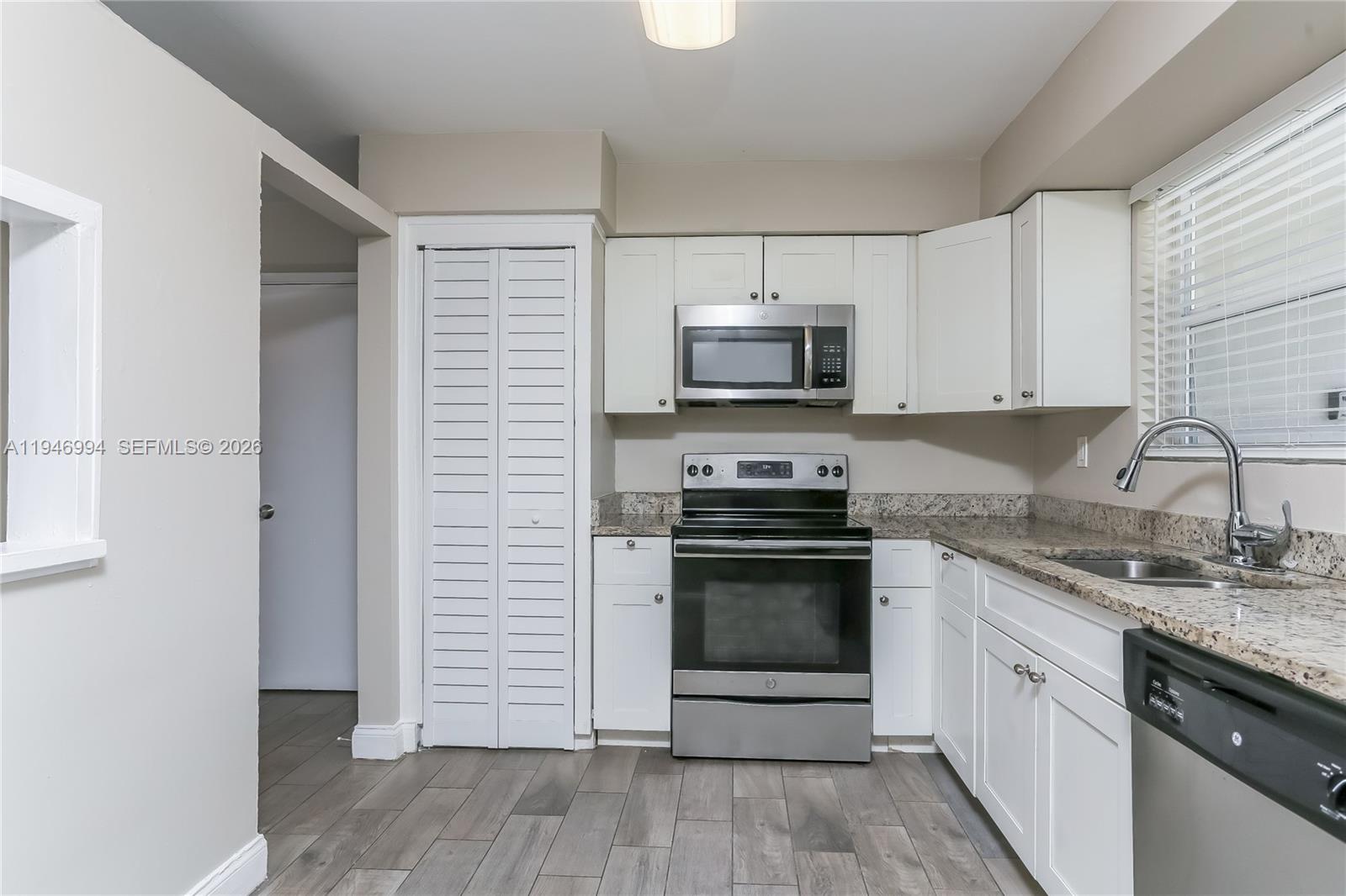 BOULEVARD HEIGHTS SEC TEN - Residential Lease