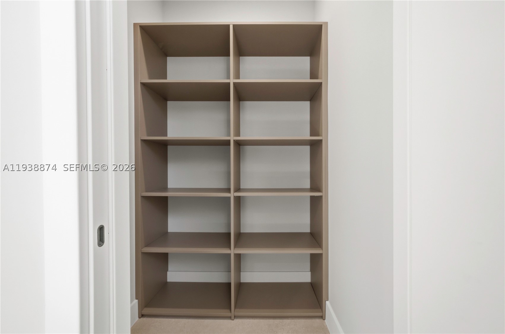 RIO VISTA C J HECTORS RES - Residential