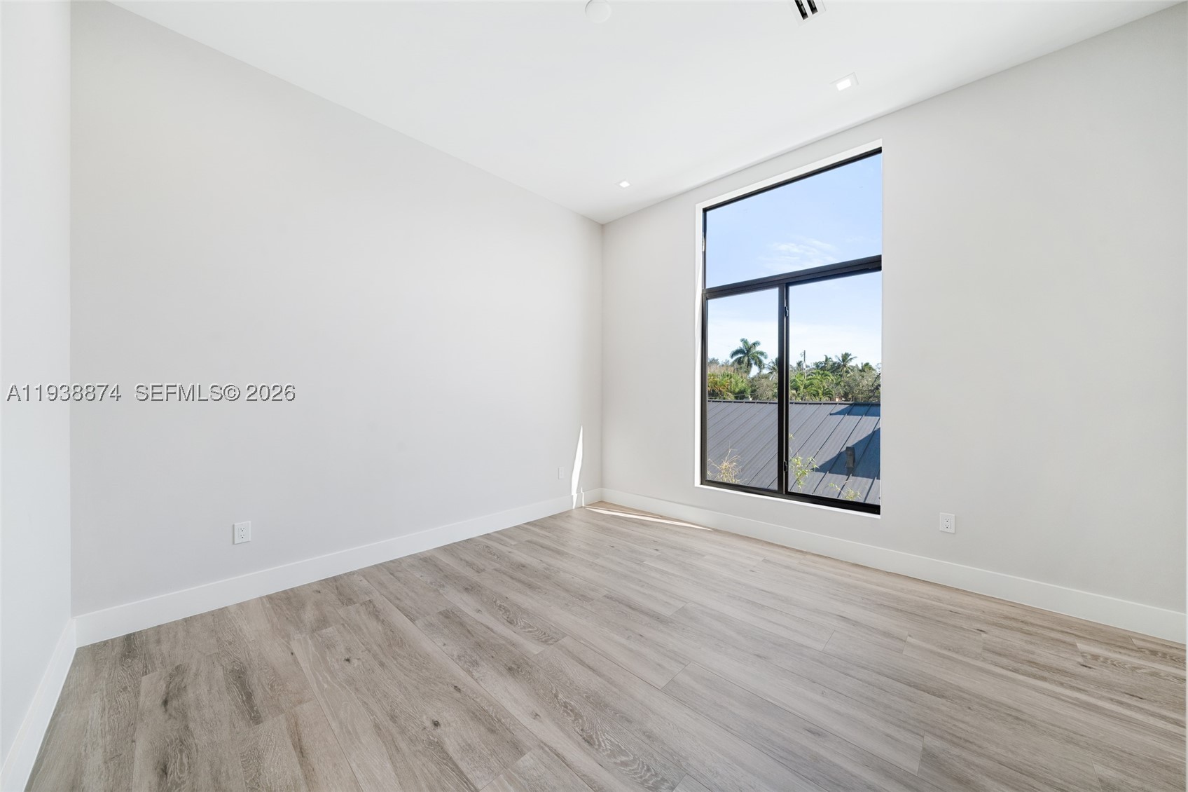RIO VISTA C J HECTORS RES - Residential