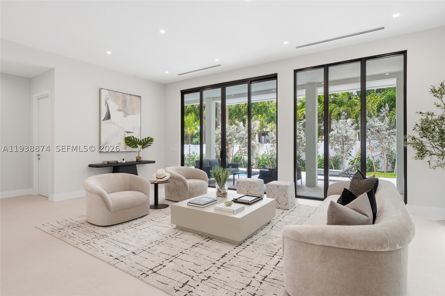 RIO VISTA C J HECTORS RES - Residential