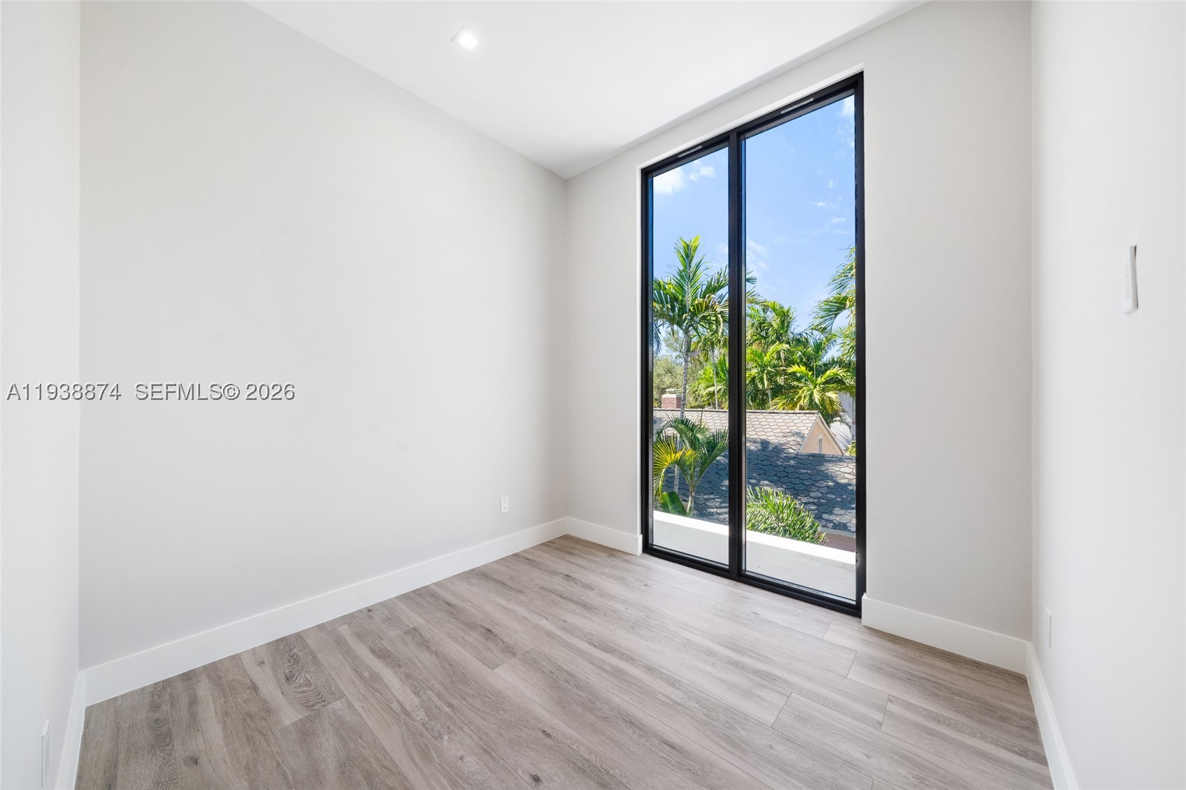 RIO VISTA C J HECTORS RES - Residential
