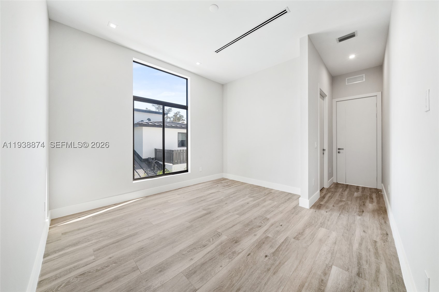 RIO VISTA C J HECTORS RES - Residential